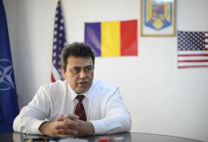 ראש העיר הרומני שמת מקורונה (צילום:  רשתות חברתיות)