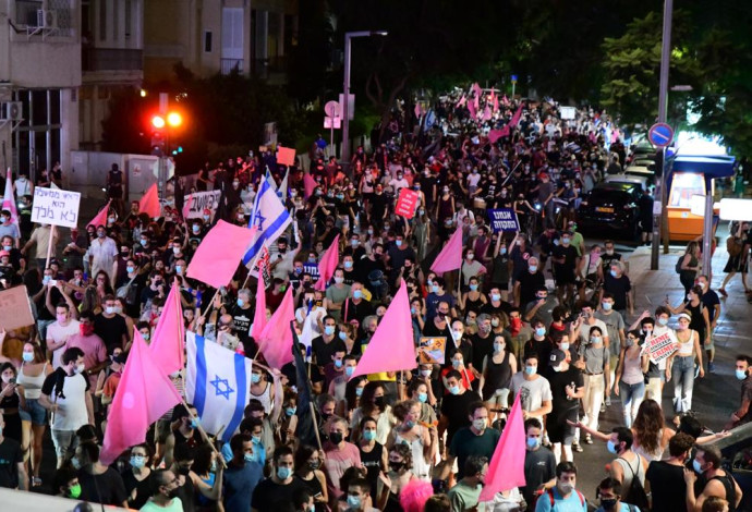 מחאות נגד נתניהו בתל אביב (צילום:  אבשלום ששוני)