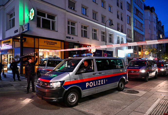 זירת הפיגוע בווינה (צילום:  REUTERS/Radovan Stoklasa)