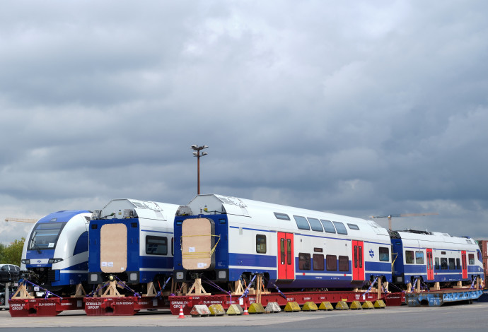 הקרונות החדשים לרכבת החשמלית (צילום:  סימנס מוביליטי)