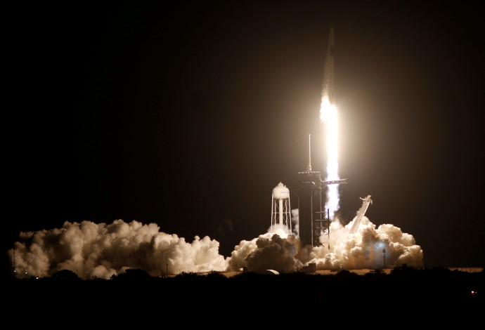 השיגור ההיסטורי של spaceX (צילום:  REUTERS/Thom Baur)