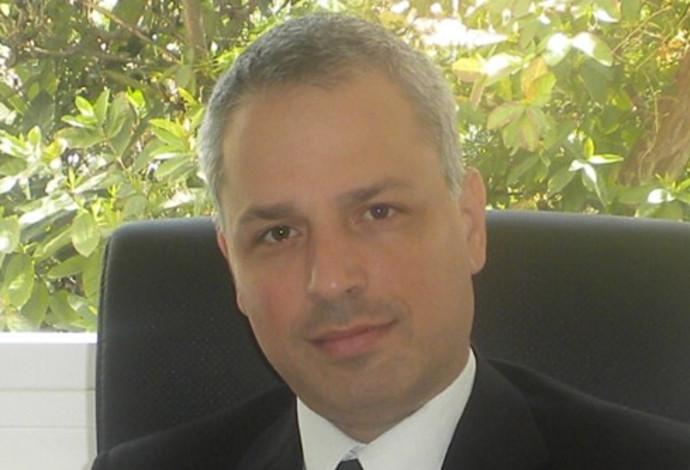 עורך הדין אמיר לנטון (צילום:  משרד עו"ד אמיר לנטון)