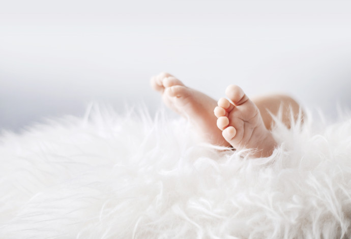 רגליים של תינוק, אילוסטרציה (צילום:  ingimage ASAP)
