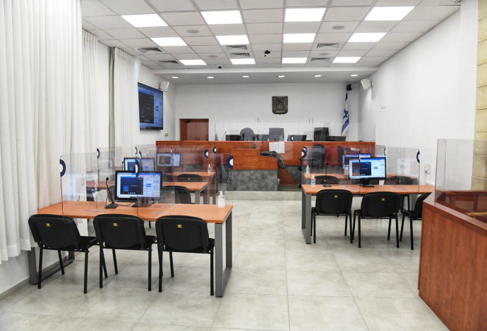 אולם בית המשפט המחוזי בירושלים בו נערך משפט נתניהו (צילום:  ראובן קסטרו)