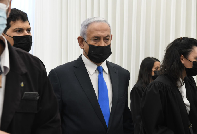 בנימין נתניהו באולם בית המשפט המחוזי בירושלים (צילום:  ראובן קסטרו)