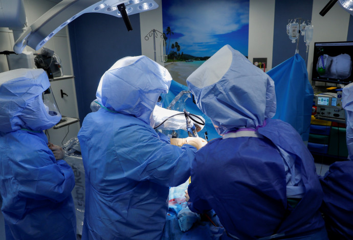 חדר ניתוח, אילוסטרציה (צילום:  רויטרס)