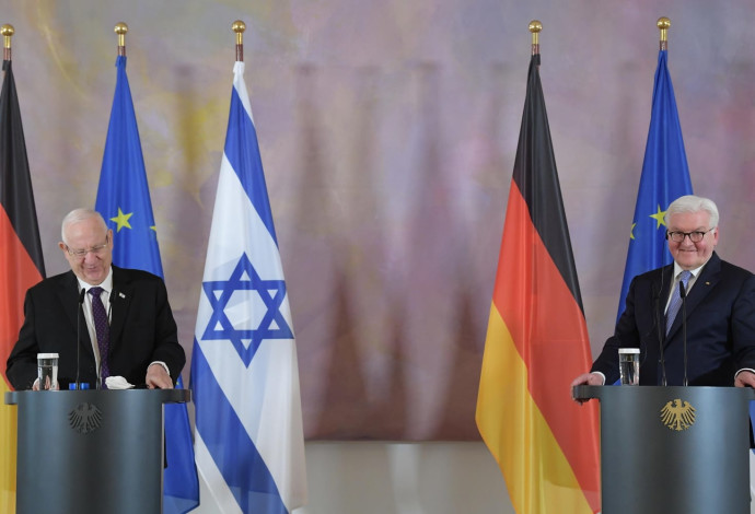 הנשיא ראובן ריבלין בביקור מדיני בברלין, עם נשיא גרמניה ד"ר פרנק וולטר שטיינמאייר (צילום:  עמוס בן גרשום לע"מ)