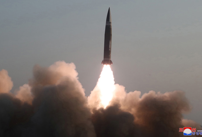 שיגור טיל בצפון קוריאה (צילום:  רויטרס)