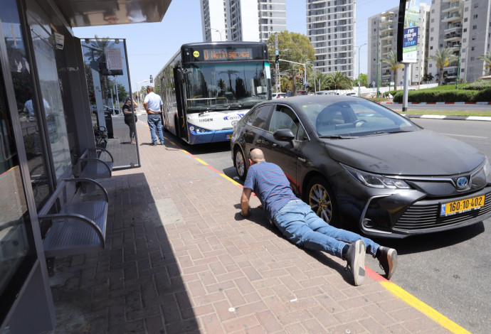 אזעקת צבע אדום באשקלון (צילום:  מרק ישראל סלם)