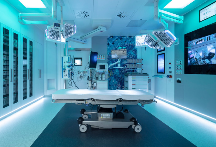 חדר ניתוח (צילום:  עמית גרון)