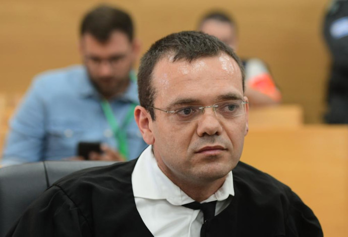 עורך הדין קוזניץ (צילום:  אבשלום ששוני)