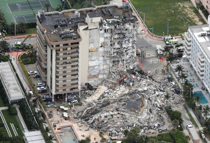 הבניין שקרס במיאמי (צילום:  רויטרס)