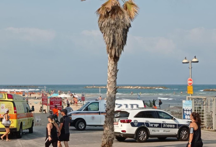 אמבולנס בחוף גורדון בתל אביב (צילום:  תיעוד מבצעי מד"א)