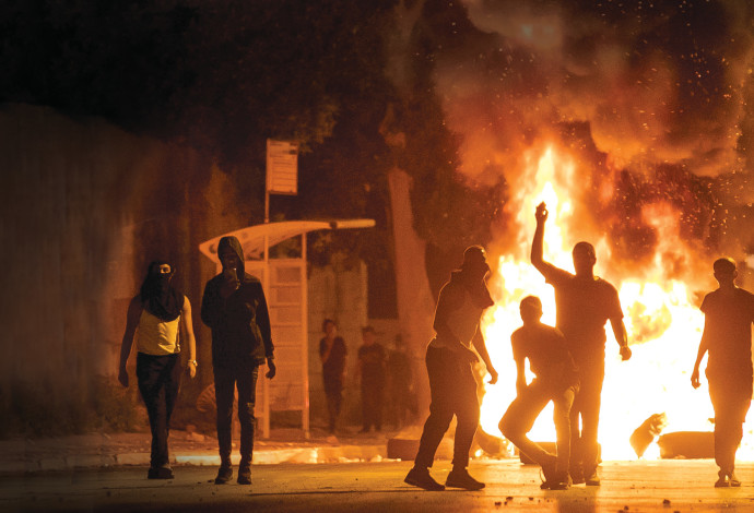 מהומות בערים המעורבות, ארכיון. למקום ולמצולמים אין קשר לנאמר בכתבה, צילום: יוסי אלוני, פלאש 90