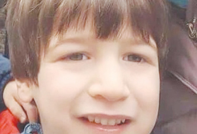 איתן בירן בן ה-5 ששרד באסון הרכבל באיטליה (צילום:  באדיבות המשפחה)