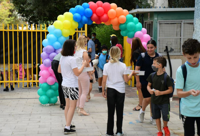 פתיחת שנת הלימודים בבית ספר בתל אביב (צילום:  אבשלום ששוני)