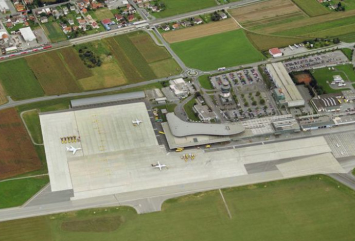 המטוס נאלץ לבצע נחיתת חירום בגראץ, אוסטריה (צילום:  Getty images)