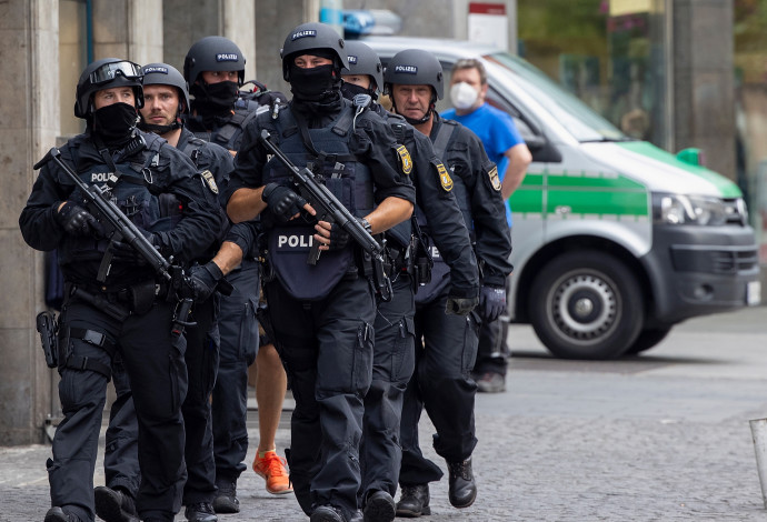 המשטרה הגרמנית (צילום:  REUTERS/Heiko Becker)