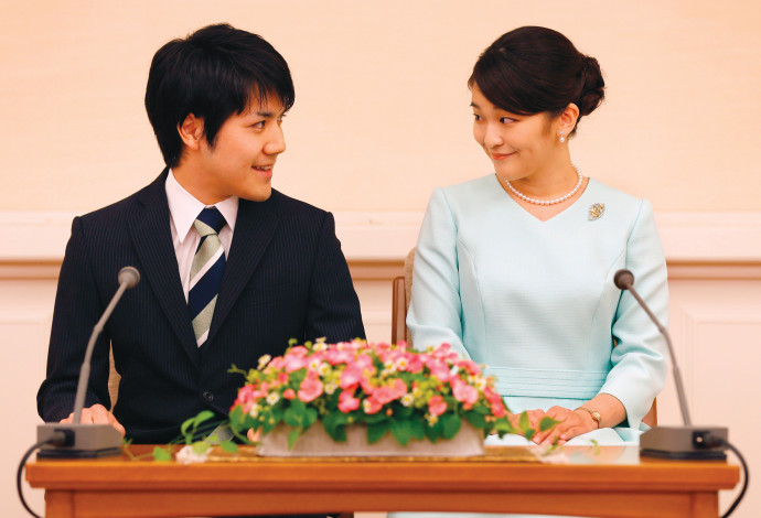 הנסיכה מאקו וארוסה קיי קומורו (צילום:  SHIZUO KAMBAYASHI, AFP via Getty Images)