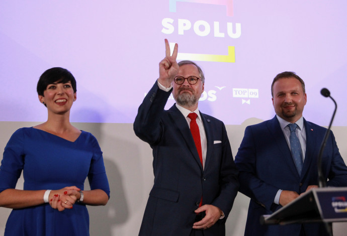 "ברית מפלגות האופוזיציה" שניצחו בבחירות בצ'כיה (צילום:  רויטרס)
