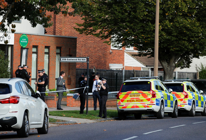 זירת הרצח של דיוויד איימס, בריטניה (צילום:  Reuters/Andrew Couldridge)