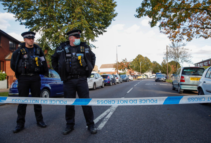 זירת הרצח של דיוויד אמס, בריטניה (צילום:  Reuters/Andrew Couldridge)