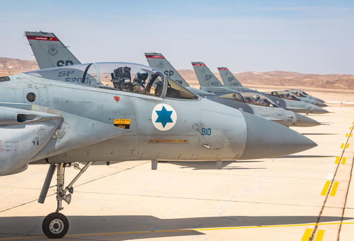 מטוסי קרב שישתתפו בתרגיל ה"בלו פלאג" של חיל האוויר (צילום:  דובר צה"ל)