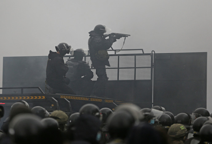 מהומות בקזחסטן (צילום:  רויטרס)
