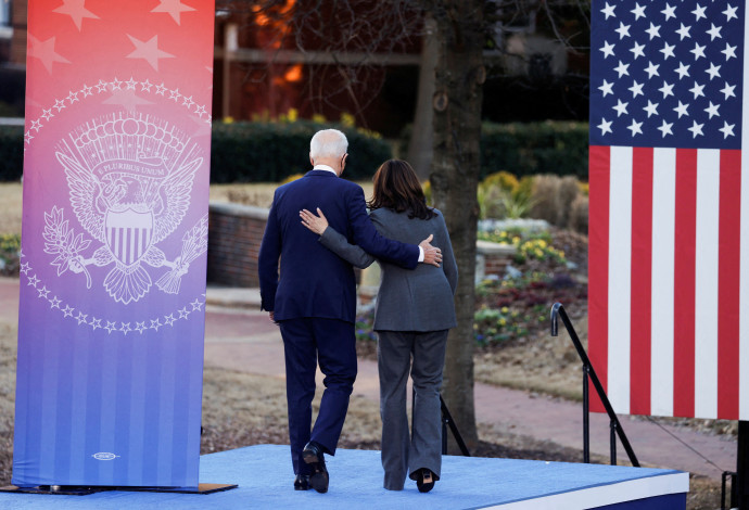 קמלה האריס, ג'ו ביידן (צילום: REUTERS/Jonathan Ernst)