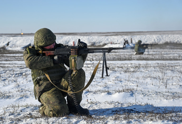 כוחות צבא רוסיה בתרגיל צבאי סמוך לאוקראינה (צילום:  רויטרס)