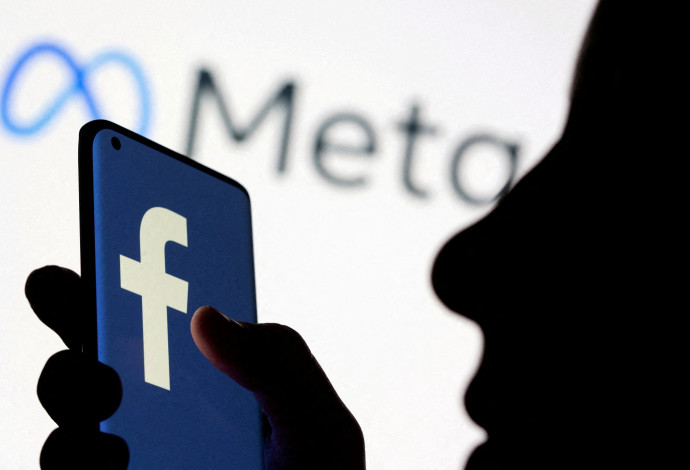 Meta (מטא), המפעילה את פייסבוק, אינסטגרם ונוספות (צילום:  REUTERS/Dado Ruvic/Illustration/File Photo)