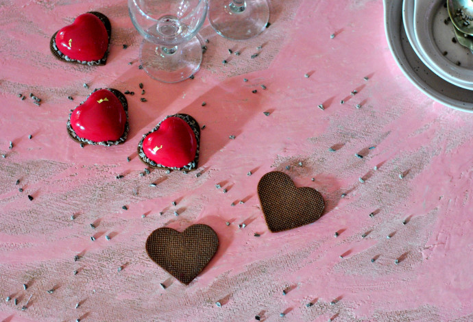 פטיפור לב שוקולד רובי ויוגורט (צילום:  פסקל פרץ-רובין)