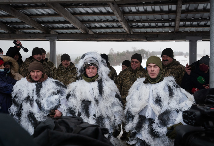 חיילים מצבא אוקראינה בגבול עם רוסיה (צילום:  Gaelle Girbes/Getty Images)