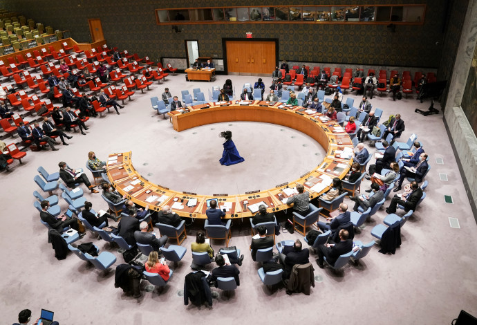 מועצת הביטחון של האו"ם התכנסה לאחר הכרת רוסיה בעצמאות המחוזות הבדלניים (צילום:  REUTERS/Carlo Allegri)