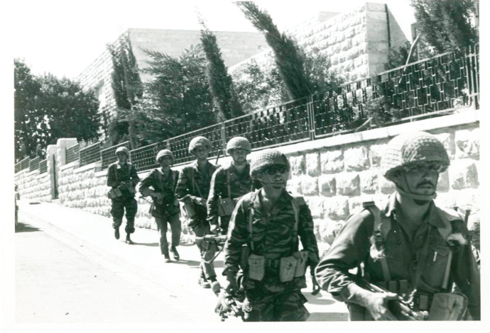 גבעת התחמושת במהלך מלחמת ששת הימים  (צילום:  המוזיאון החדש בגבעת התחמושת)