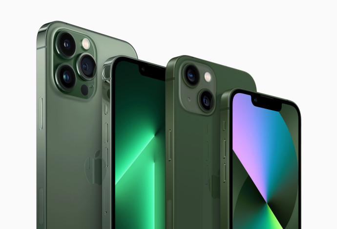 דגמי האייפון 13 בצבע ירוק (צילום:  אפל)