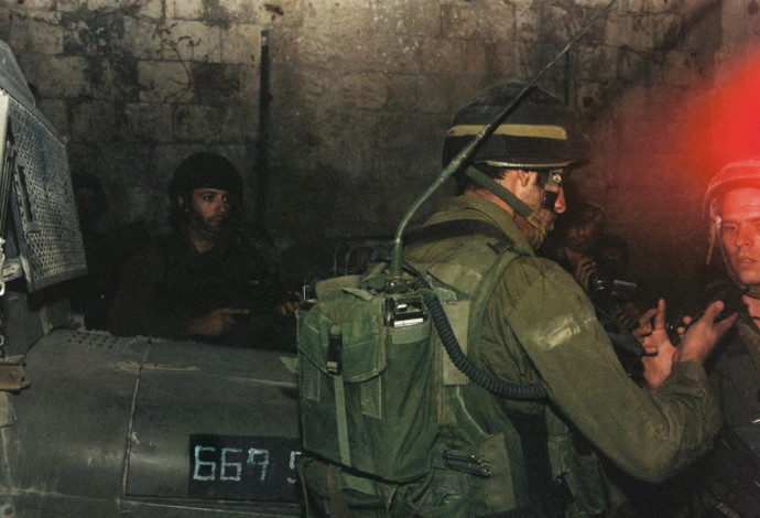 כוחות צה"ל במבצע "חומת מגן" (צילום:  דובר צה"ל)