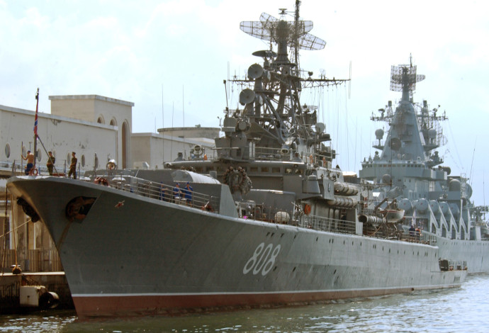 ספינת המוסקבה (צילום:  REUTERS/HO/Alan Burns-NATO)