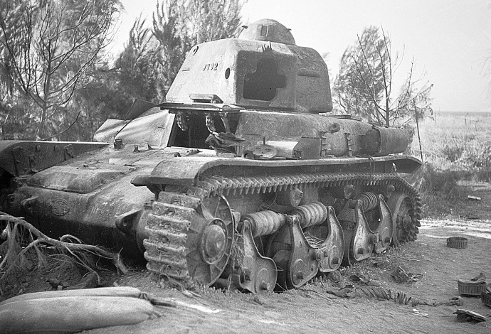 מלחמת העצמאות טנק בדגניה  (צילום:  קלוגר זולטן לע''מ)