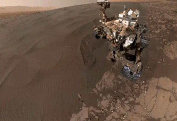 הרובר של נאס"א, קרוב לעשר שנים על מאדים (צילום:  נאס"א)