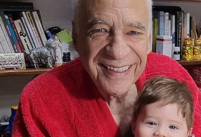 אבא סבא - האיש שהפך לאב בפעם השלישית בגיל 83 (צילום:  צילום מסך אינסטגרם)