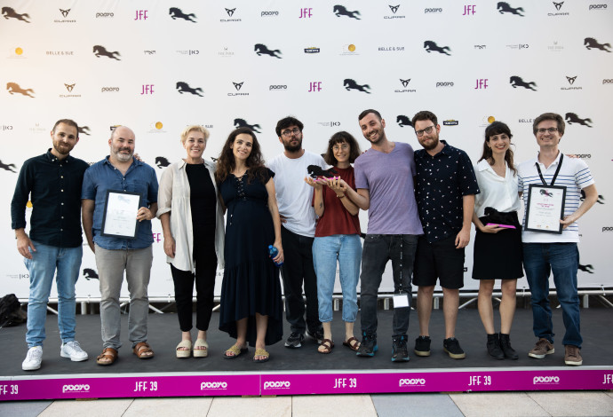 זוכי "קצרים", פסטיבל הקולנוע ירושלים 2022 (צילום:  תם וינטראוב לוק)