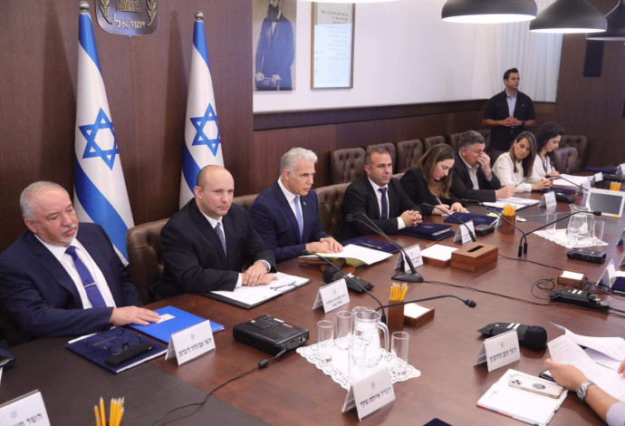 ממשלת הישיבה השבועית (צילום:  מרק ישראל סלם)