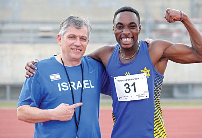 בלסינג אפריפה, אלוף העולם בריצת 200 מטר  (צילום:  אתר רשמי, בני נווה)