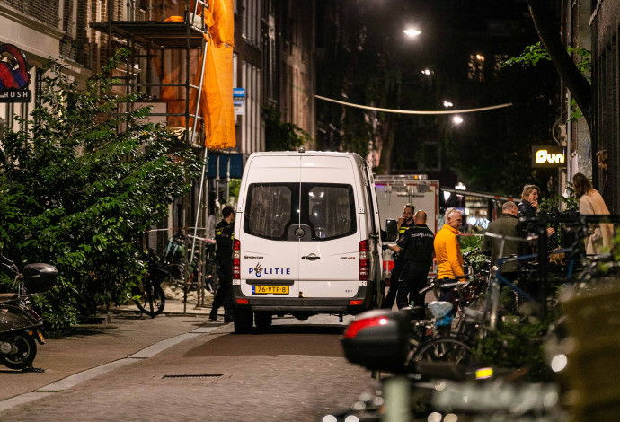 משטרת הולנד (צילום:  Photo by Laurens Bosch / ANP / AFP)