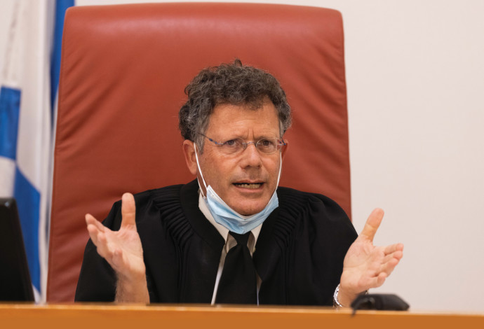 השופט יצחק עמית (צילום:  יונתן זינדל, פלאש 90)