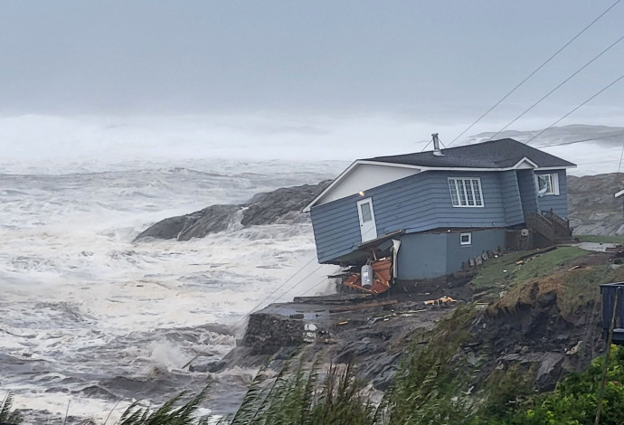הוריקן "פיונה" מכה בקנדה  (צילום:  רויטרס)