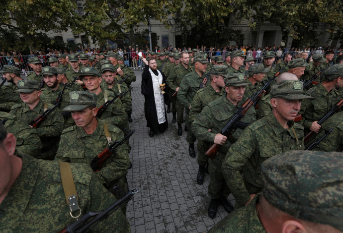 מתגייסים טריים לצבא רוסיה (צילום:  רויטרס)