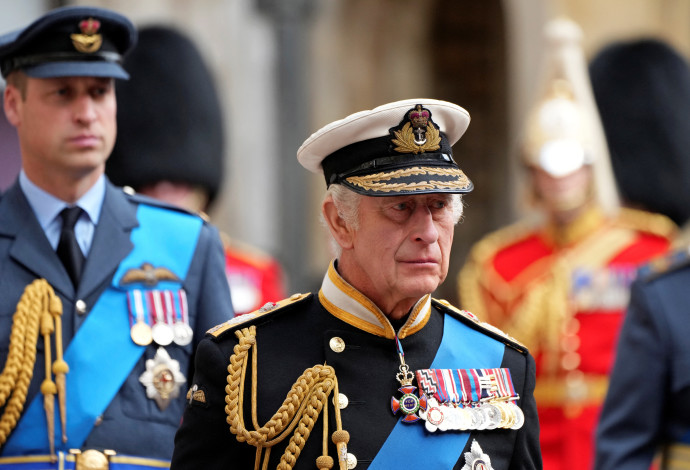 המלך צ'ארלס השלישי (צילום:  Jon Super/Pool via REUTERS)
