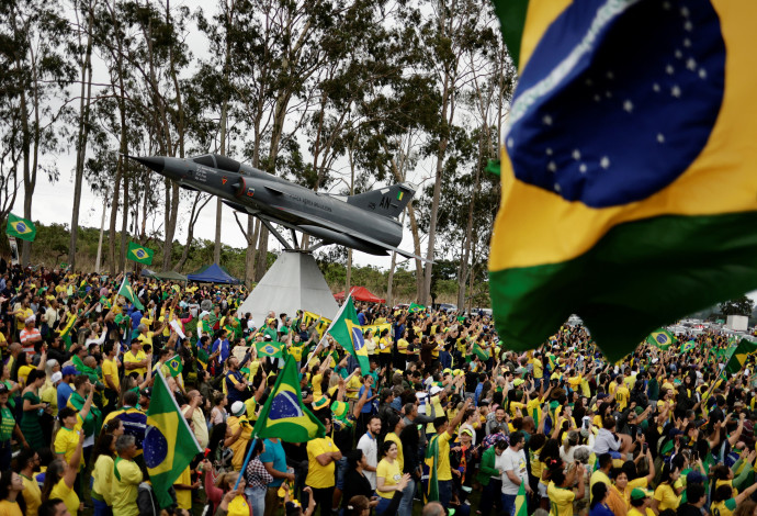 תומכיו של ז'איר בולסונרו בברזיל (צילום:  REUTERS/Ueslei Marcelino)